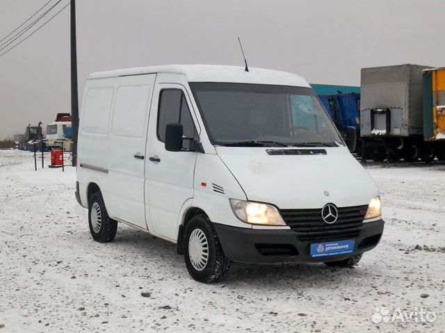 Mercedes Benz Sprinter 2000 фургон