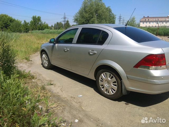 Opel Astra 1.6 МТ, 2011, 77 900 км