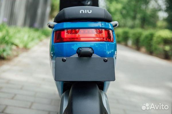 NIU M+