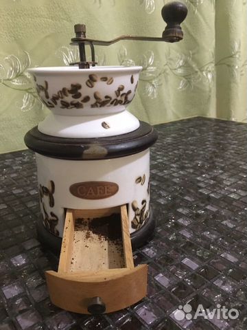 Кофемолка механическая мельничка Кофемолка механическая мельничка