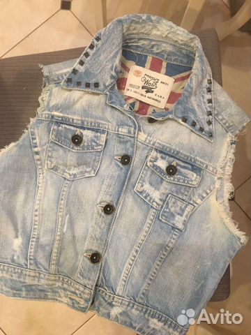 Джинсовая куртка (жилет) без рукавов Zara