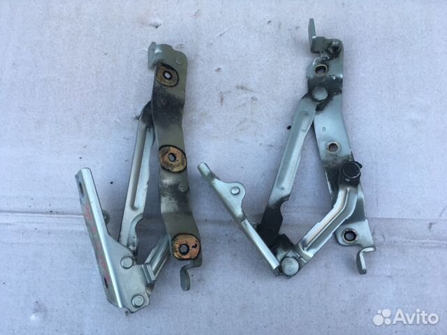 Петли крышки багажника Mitsubishi Galant 9