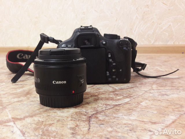 Фотоаппарат Canon 600d 18-135 мм + объектив 50 мм