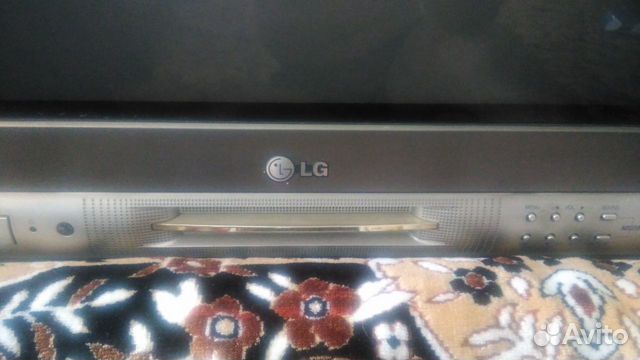 Цветной телевизор LG CT-21Q92KEX Цветной телевизор LG CT-21Q92KEX