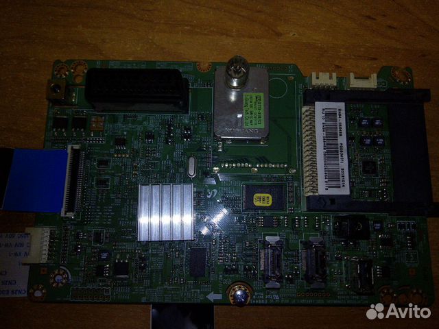 Телевизор SAMSUNG UE32EH4003W разборка