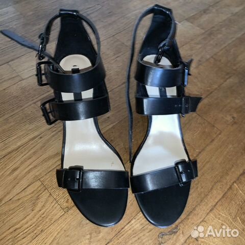 Босоножки Zara