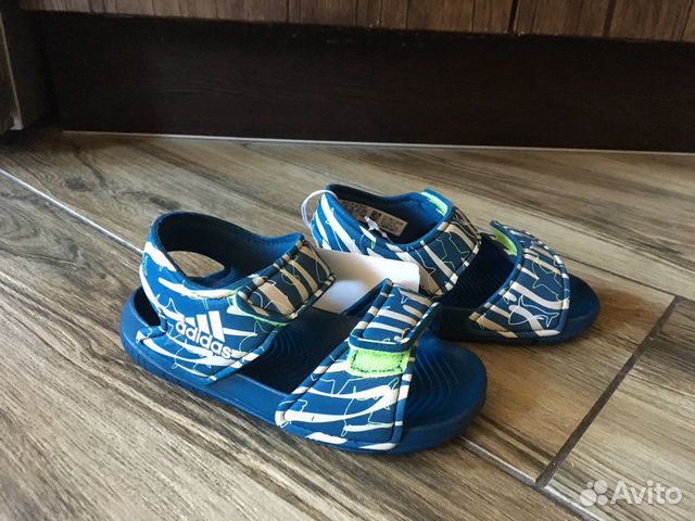 Новые оригинальные сандалии Adidas р.25 Новые оригинальные сандалии Adidas р.25