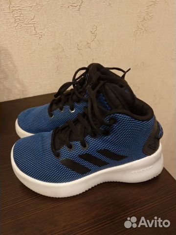 Кроссовки adidas