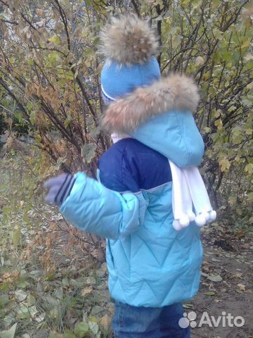 Зимняя куртка на синтепоне с мехом енота Зимняя куртка на синтепоне с мехом енота