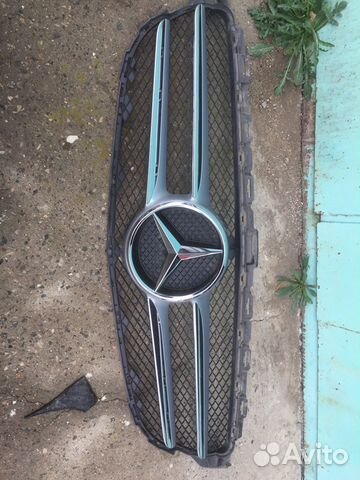 Решётка радиатора мерседес w205 оригинал