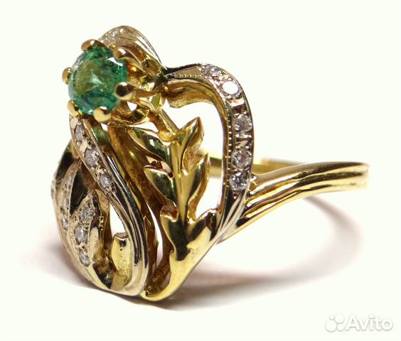 Золотое кольцо 750 пробы с изумрудом, бриллиантами Золотое кольцо 750 пробы с изумрудом, бриллиантами