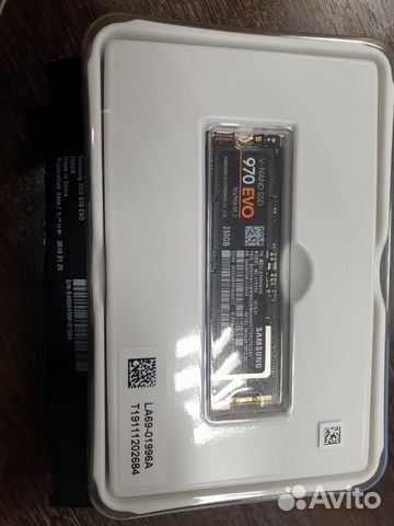 SSD накопитель SAMSUNG 970 EVO MZ-V7E250BW 250Гб SSD накопитель SAMSUNG 970 EVO MZ-V7E250BW 250Гб
