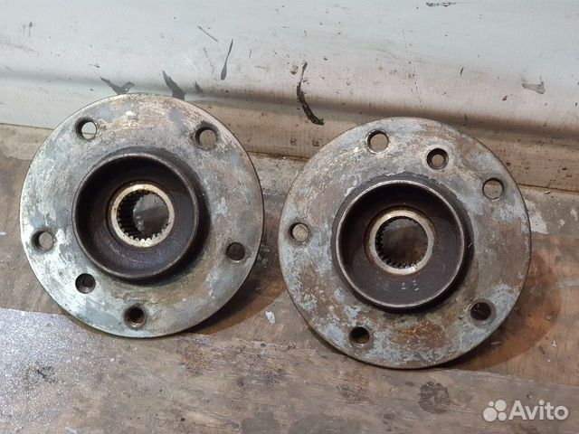 BMW 3 E46 2,2, ступицы задних колёс