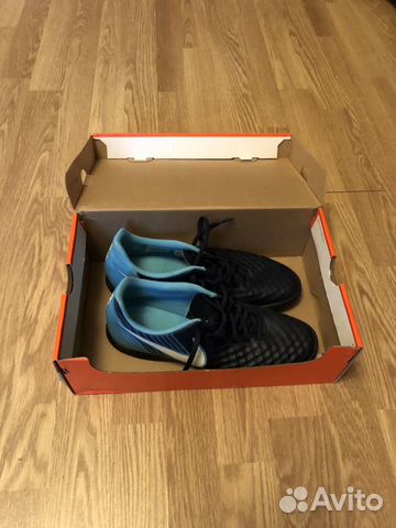 Футзалки Nike