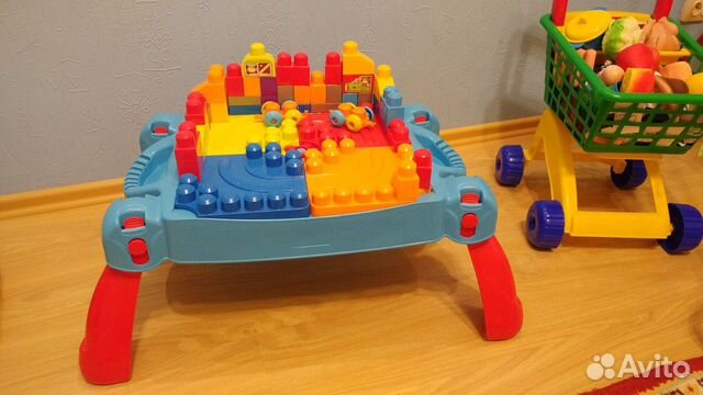 Mega Blocks Стол игровой для конструирования Конст Mega Blocks Стол игровой для конструирования Конст