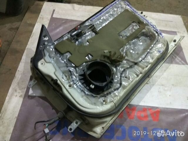 Дверь передняя правая водительская Toyota Vista sv