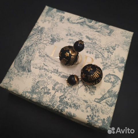 Серьги Dior пусеты Серьги Dior пусеты