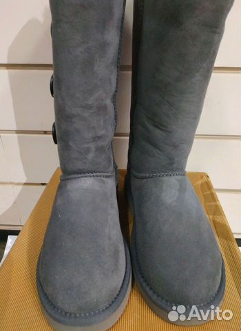 UGG угги, с тремя пуговицами UGG угги, с тремя пуговицами