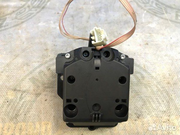 Блок кнопок Mercedes C-Class W204 Блок кнопок Mercedes C-Class W204