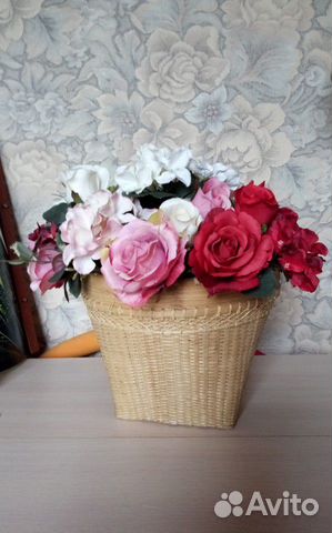 Букет, корзина цветов для интерьера