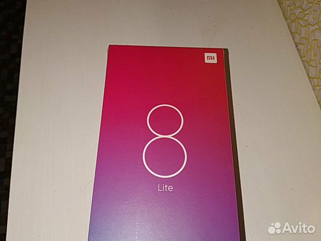 Телефон Xiaomi mi 8 lite