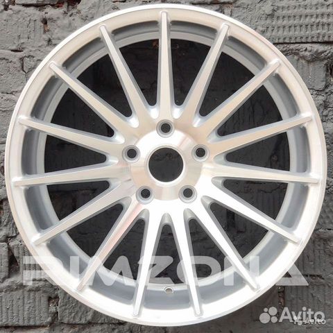 Новые стильные диски Vossen VFS2 R18 на Ниву, УАЗ Новые стильные диски Vossen VFS2 R18 на Ниву, УАЗ