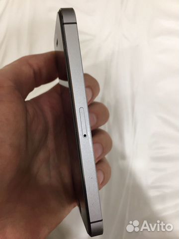 Телефон iPhone 5s 16 GB Space Gray Телефон iPhone 5s 16 GB Space Gray