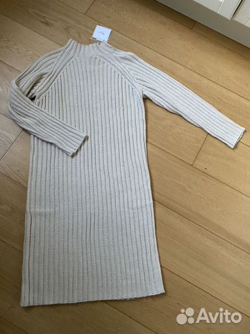 Платье трикотажное новое