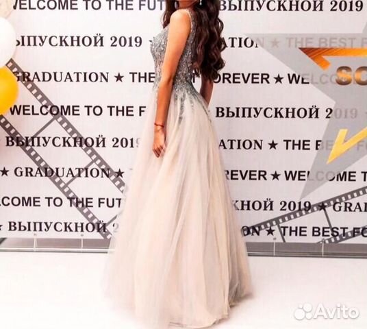 Вечернее платье
