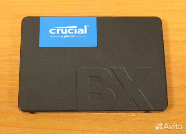 SSD накопитель Crucial 240Гб 2.5