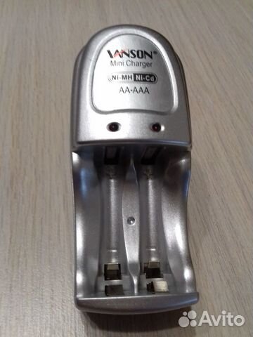 Зарядное устройство для батареек Vanson V-80