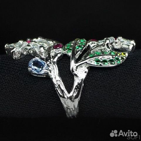 Серебряное кольцо с фианитами арт 21106