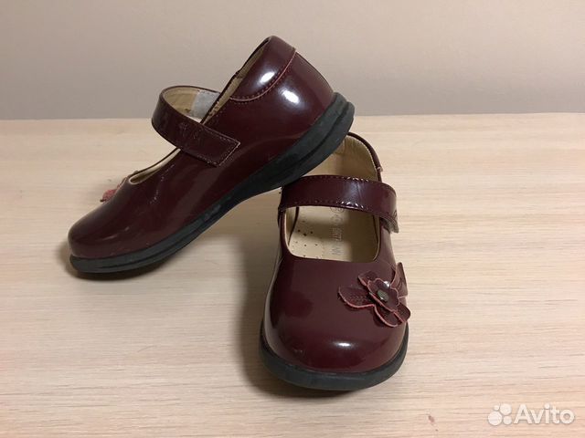 Кожаные лаковые туфли Ortmann для девочки 30 р