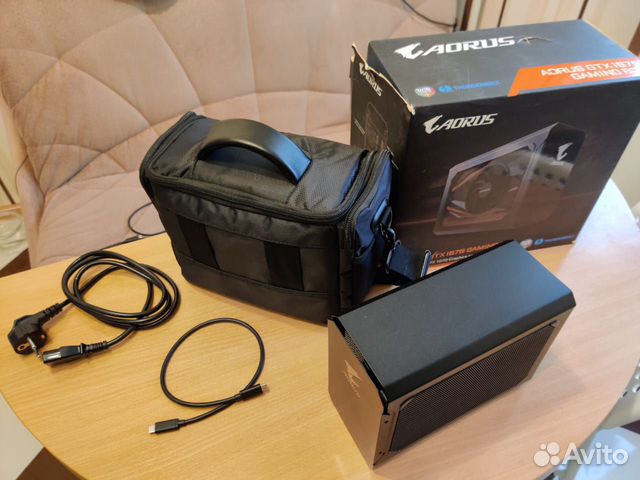 Бокс от aorus GTX 1070 gaming BOX (можно с картой)