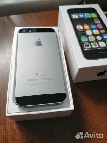 Продам iPhone 5 s