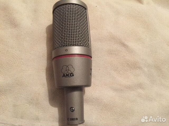 Конденсаторный студийный микрофон AKG C2000B Конденсаторный студийный микрофон AKG C2000B
