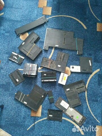 Лючки ноутбуков samsung разные