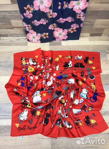 Новый женский шёлковый платок Gold Kashkha Новый женский шёлковый платок Gold Kashkha