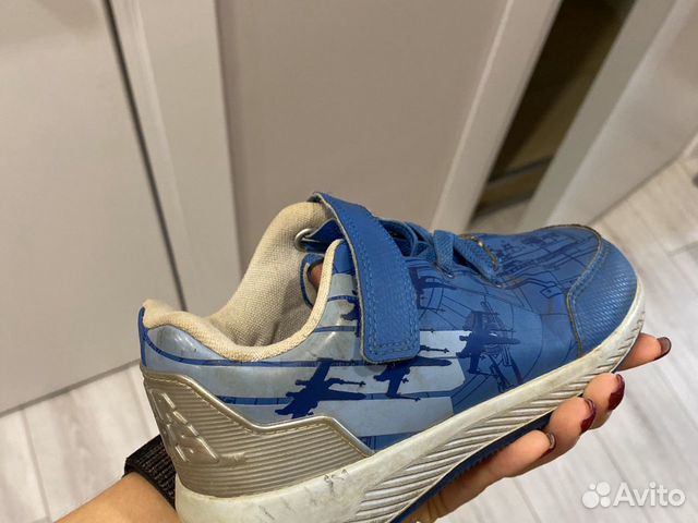 Кроссовки adidas 27р Кроссовки adidas 27р