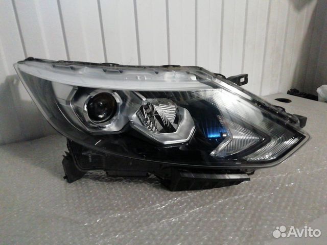 Фара led передняя правая Nissan Qashqai 2 Фара led передняя правая Nissan Qashqai 2