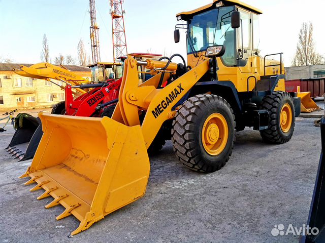 Фронтальный погрузчик Megamax GX 938G (sdlg 936L)