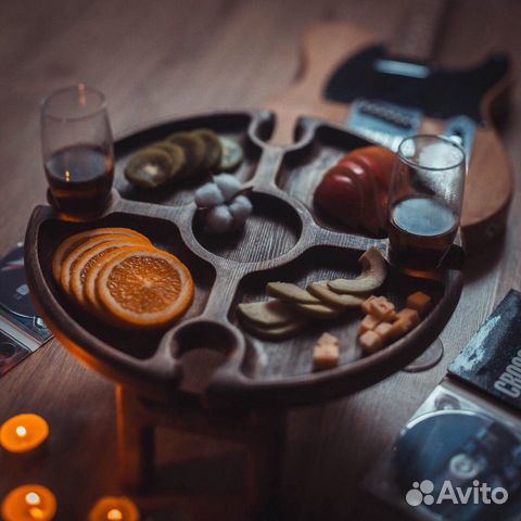 Винный столик Винный столик
