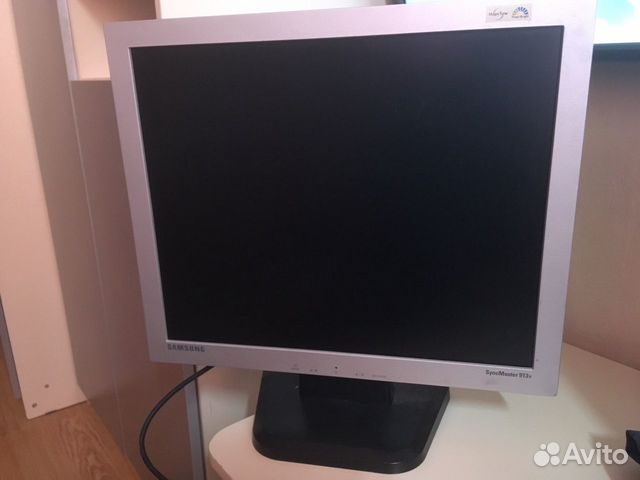 Монитор SAMSUNG SyncMaster 913V 19
