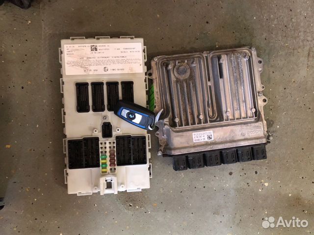 Блок DME + CAS + ключ BMW F30 бмв ф30 Блок DME + CAS + ключ BMW F30 бмв ф30