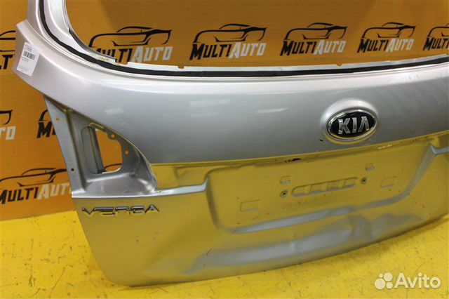 Крышка багажника задняя Kia Venga 1 2009-2018 Крышка багажника задняя Kia Venga 1 2009-2018