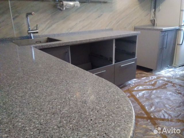 Столешницы, подоконники из искусственного камня