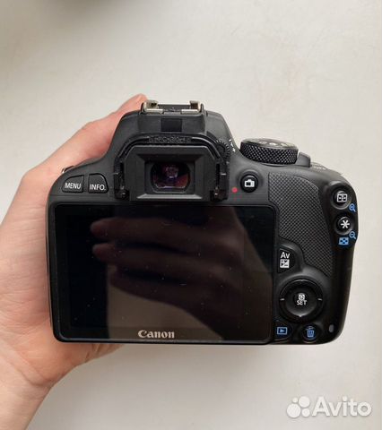 Фотоаппарат Canon EOS 100D+объектив Canon 18-55 mm Фотоаппарат Canon EOS 100D+объектив Canon 18-55 mm
