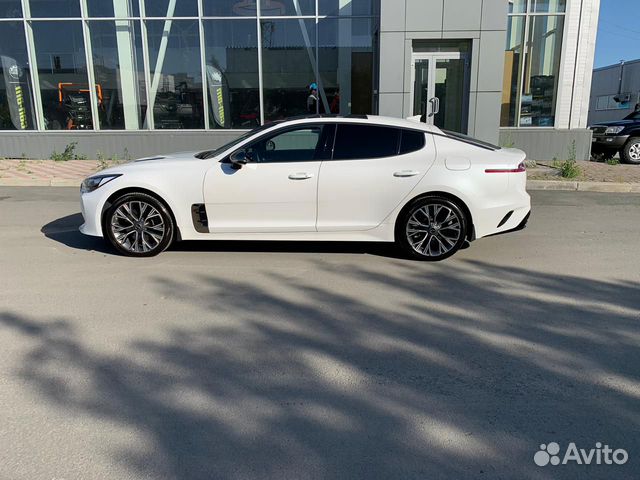 KIA Stinger 2.0 AT, 2019, 5 650 км KIA Stinger 2.0 AT, 2019, 5 650 км