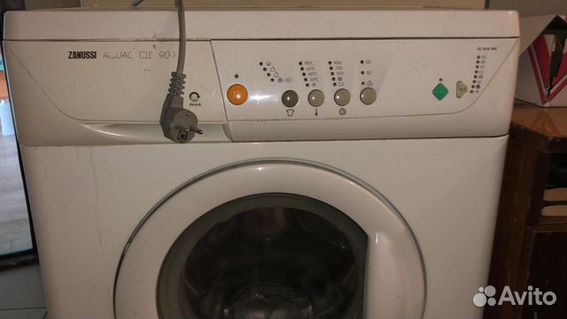 Стиральная машина Zanussi aquacircle 900