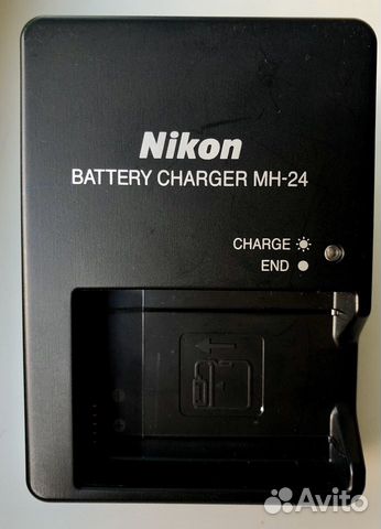 Зарядное устройство Nikon MH-24 Зарядное устройство Nikon MH-24